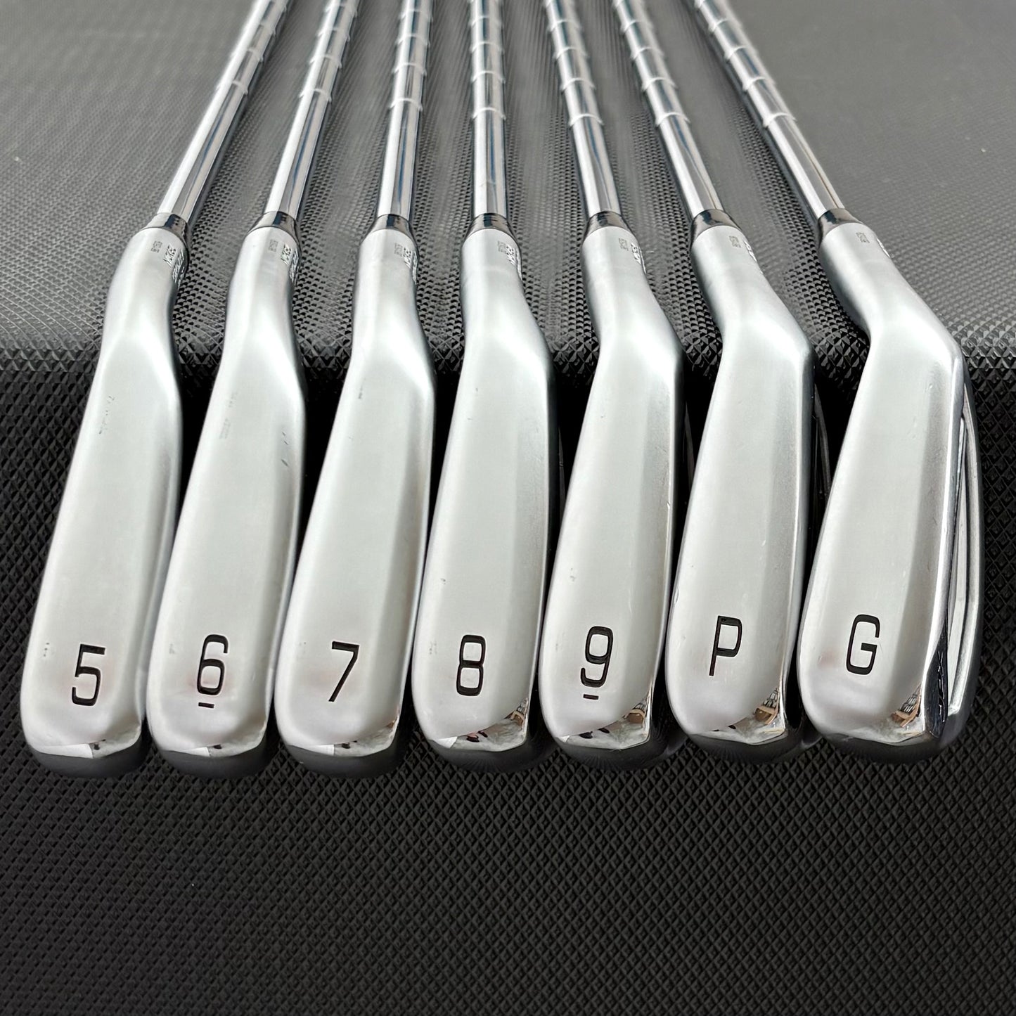 MIZUNO JPX 925 HOT METAL PRO IRON SET