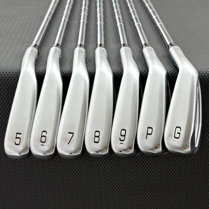 MIZUNO JPX 925 HOT METAL PRO IRON SET