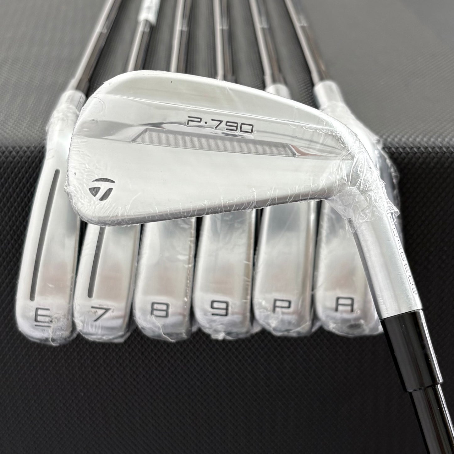 NEW TAYLORMADE P790 2025 IRON SET