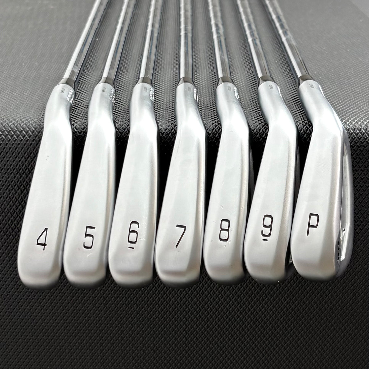 MIZUNO JPX 925 FORGED IRON SET