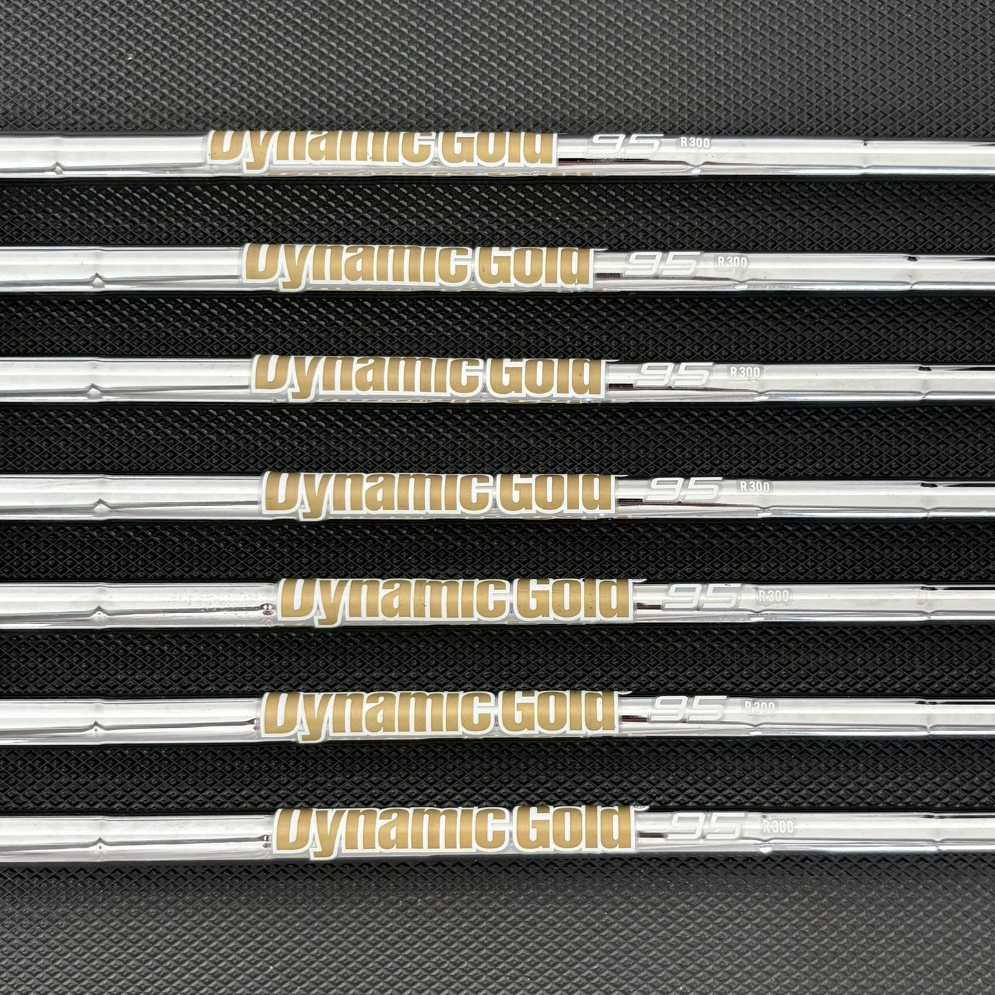 TAYLORMADE P790 2023 IRON SET
