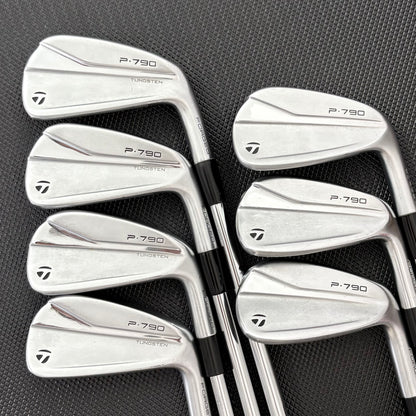 TAYLORMADE P790 2021 IRON SET