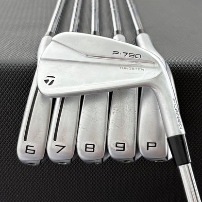 TAYLORMADE P790 2021 IRON SET