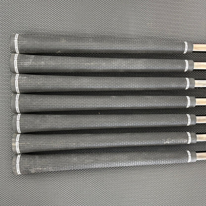 TAYLORMADE P770 BATTLE WORN IRON SET