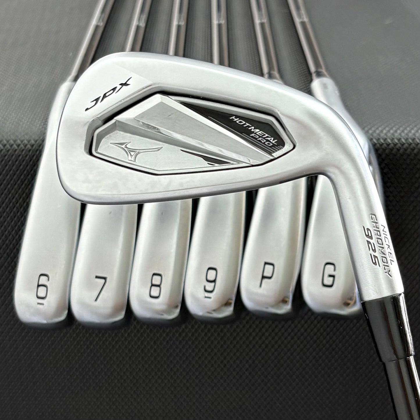 MIZUNO JPX 925 HOT METAL PRO IRON SET