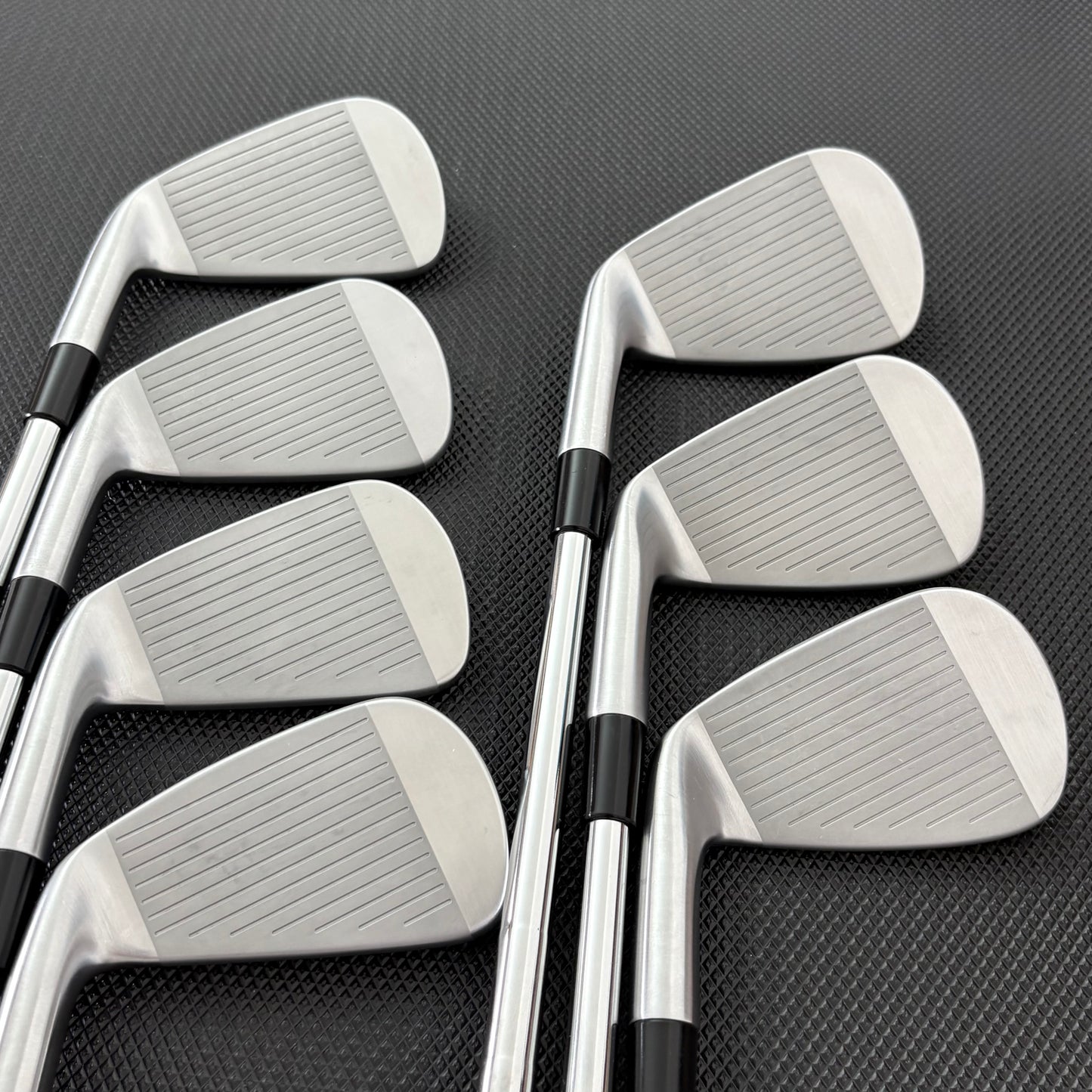TAYLORMADE P790/P770 2025 COMBO IRON SET