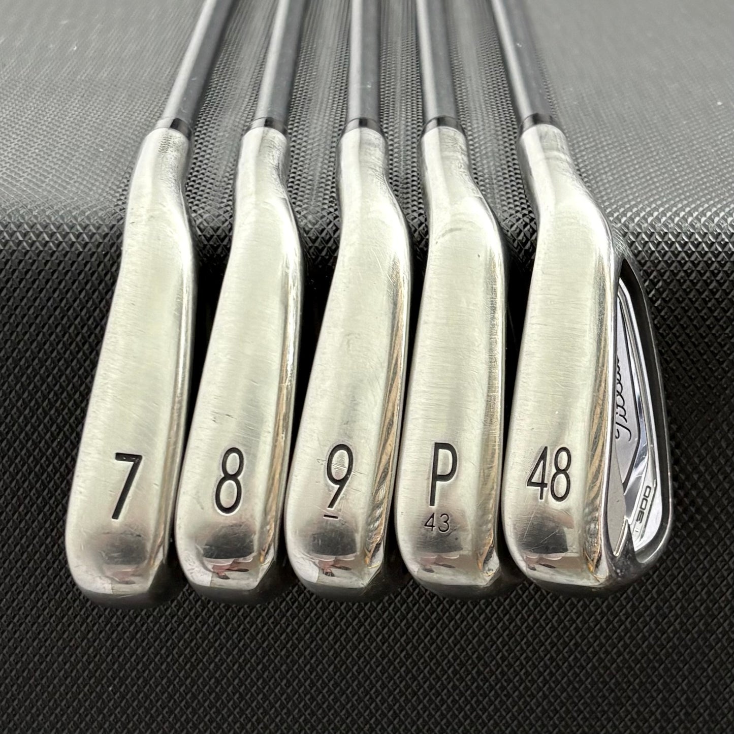TITLEIST T300 2019 IRON SET