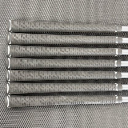 CLEVELAND LAUNCHER UHX IRON SET