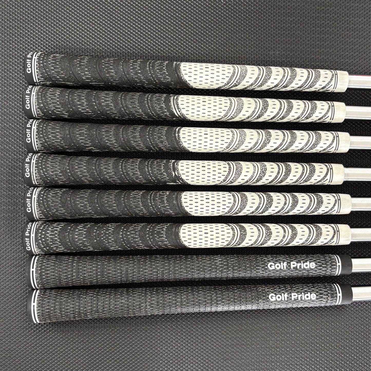 TAYLORMADE P7TW IRON SET
