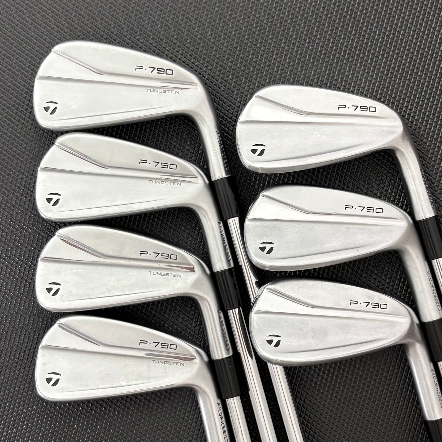 TAYLORMADE P790 2021 IRON SET