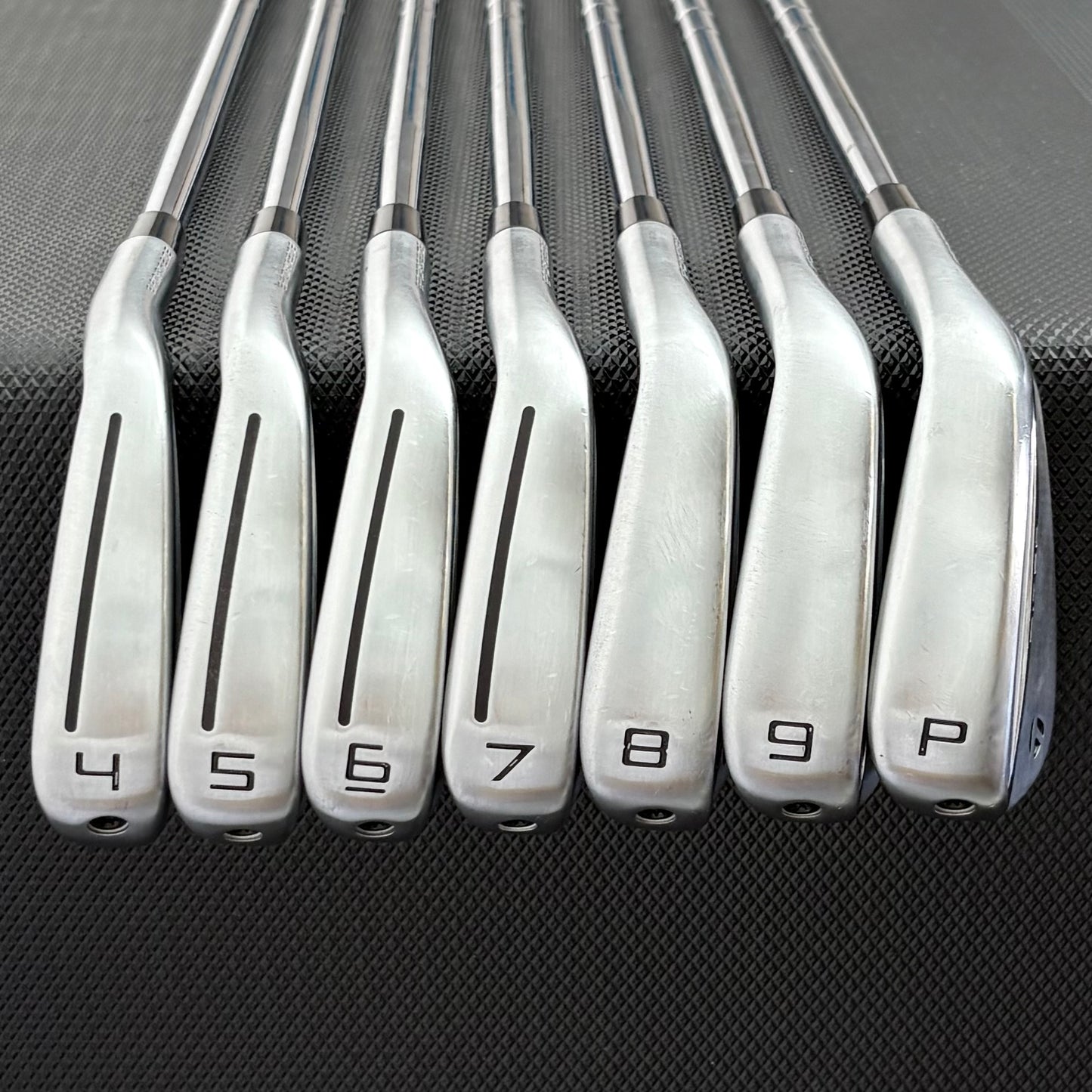TAYLORMADE P790 2025 IRON SET