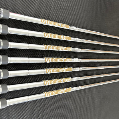TAYLORMADE P790 2023 IRON SET