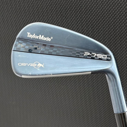 TAYLORMADE P790 RED BULL 4 IRON