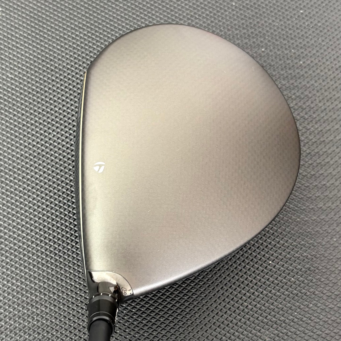 TAYLORMADE QI4D LS DRIVER (9 DEGREE) + HEADCOVER