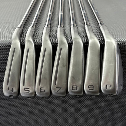TAYLORMADE P790 BATTLE WORN IRON SET
