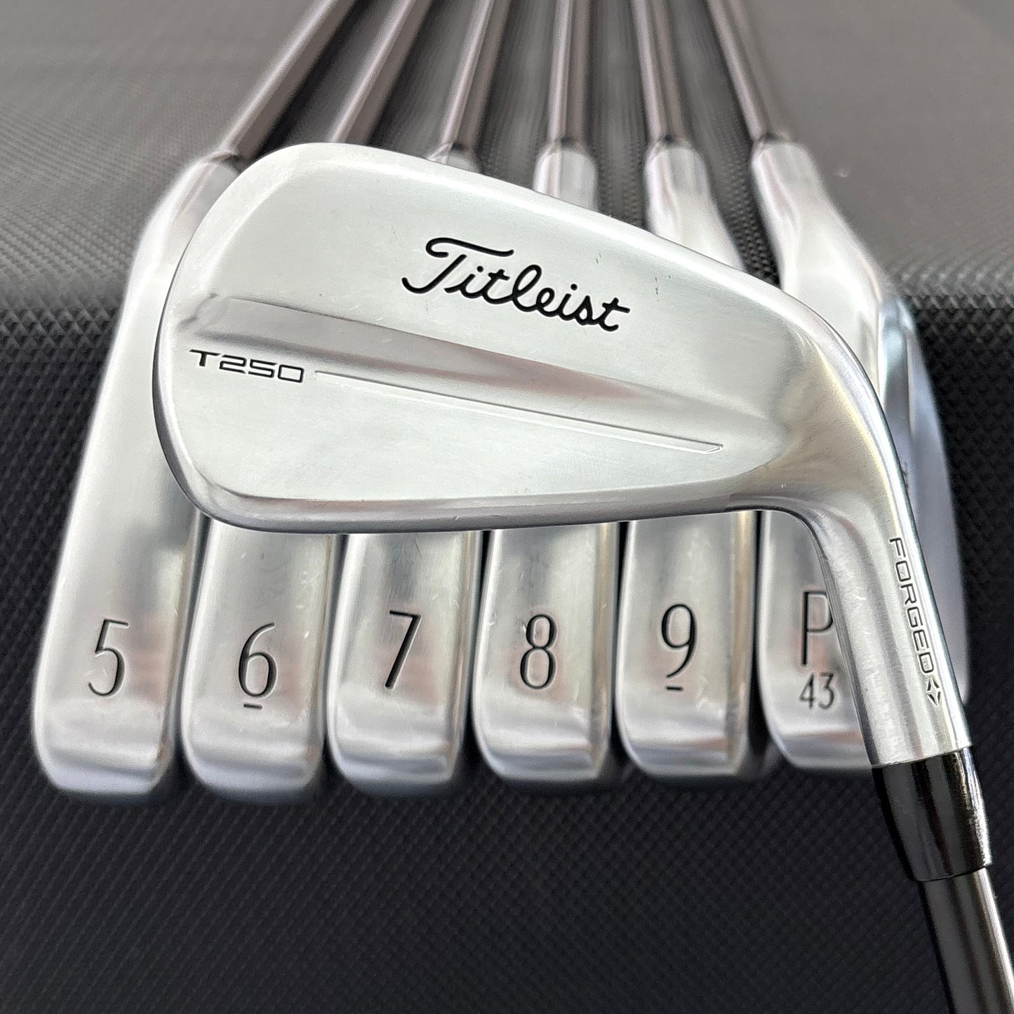 TITLEIST T250 2025 IRON SET