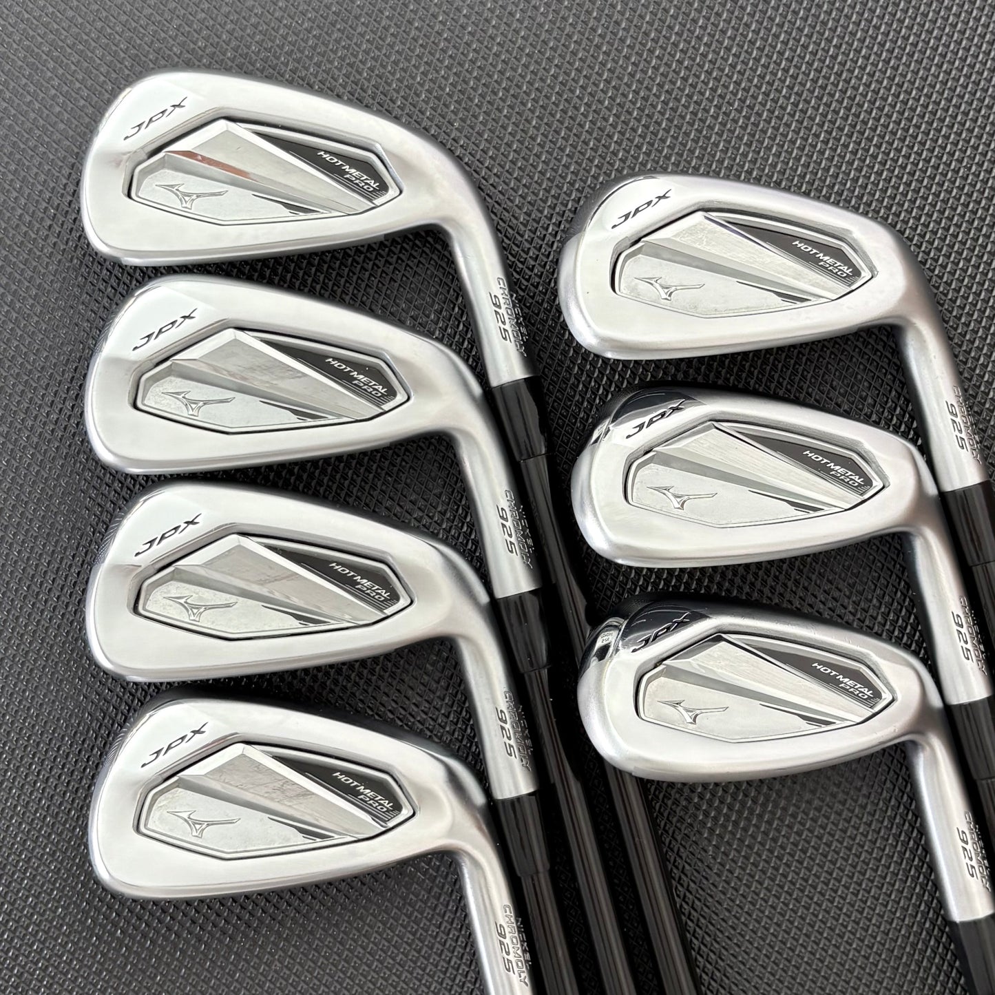 MIZUNO JPX 925 HOT METAL PRO IRON SET