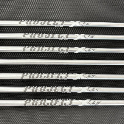 TAYLORMADE QI IRON SET