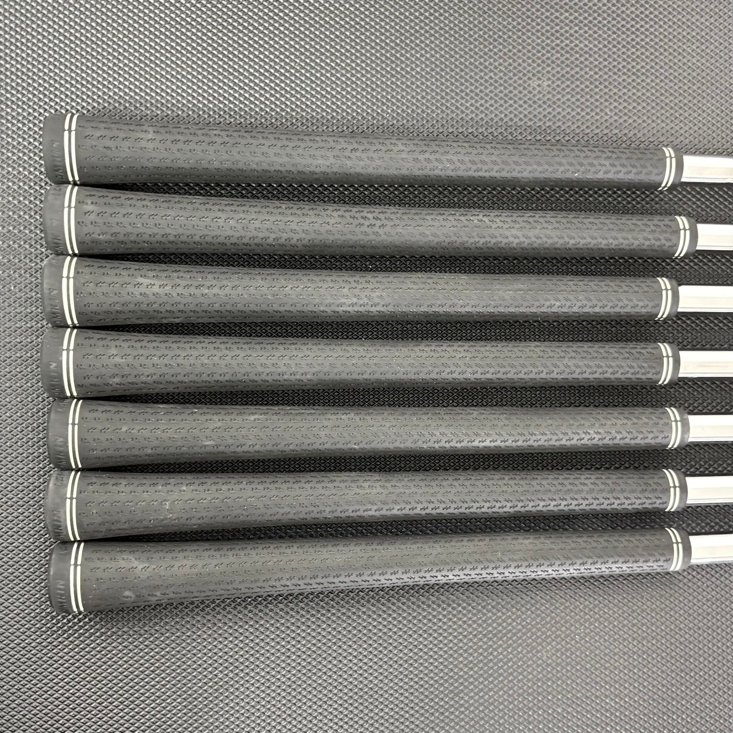 COBRA DS-ADAPT IRON SET