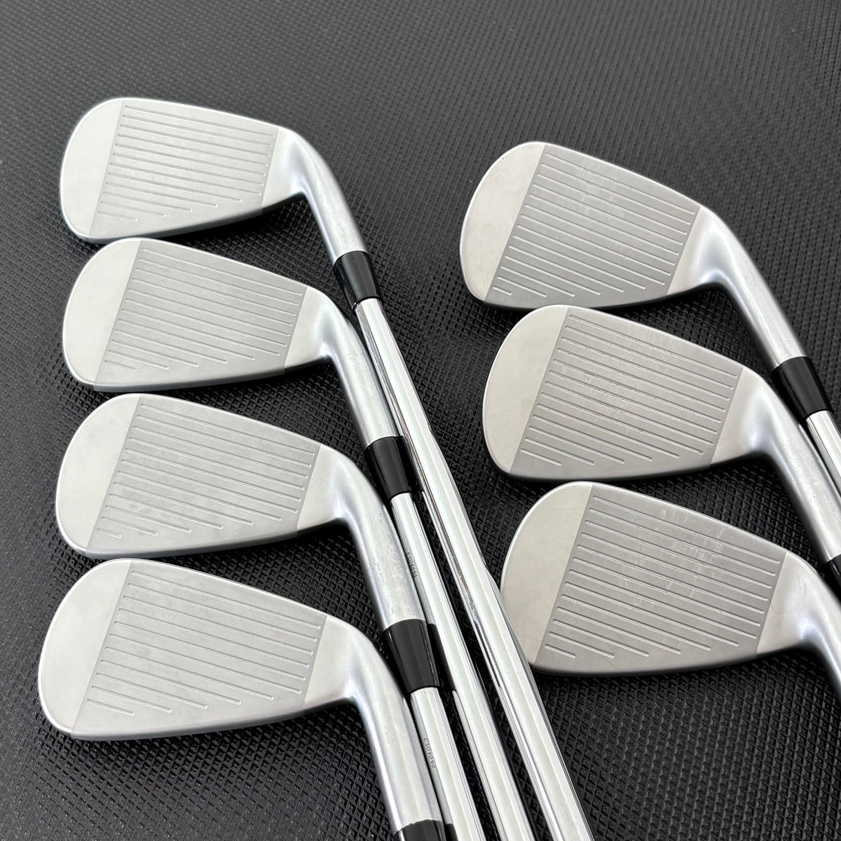 LH MIZUNO JPX 925 HOT METAL PRO IRON SET