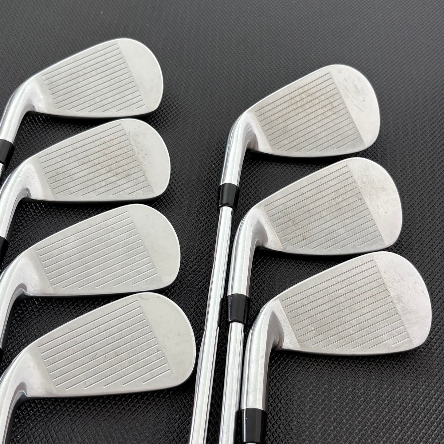 TITLEIST T350 2023 IRON SET