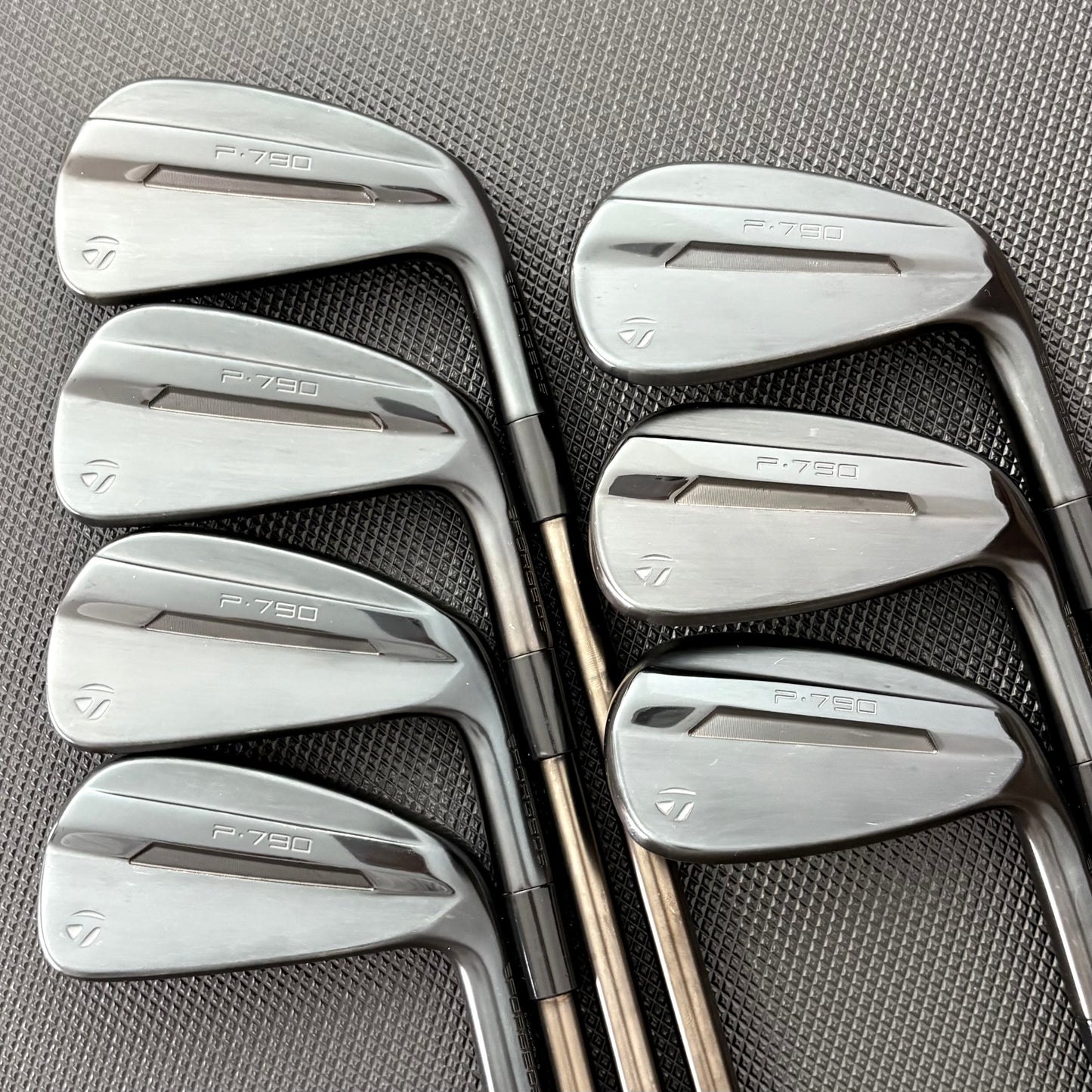 TAYLORMADE P790 SHADOWFALL IRON SET