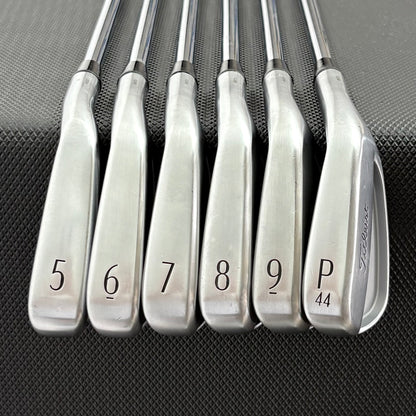 TITLEIST T250/T150 2025 COMBO IRON SET