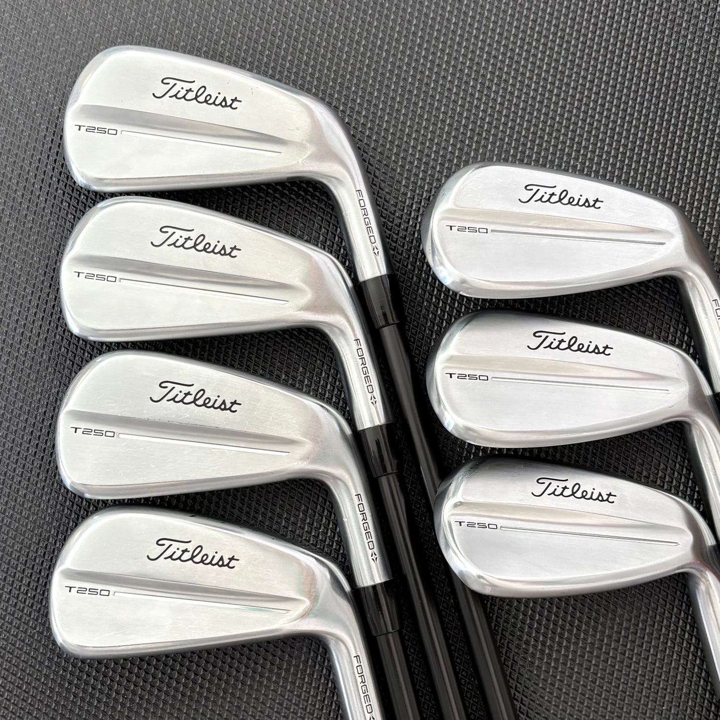 TITLEIST T250 2025 IRON SET