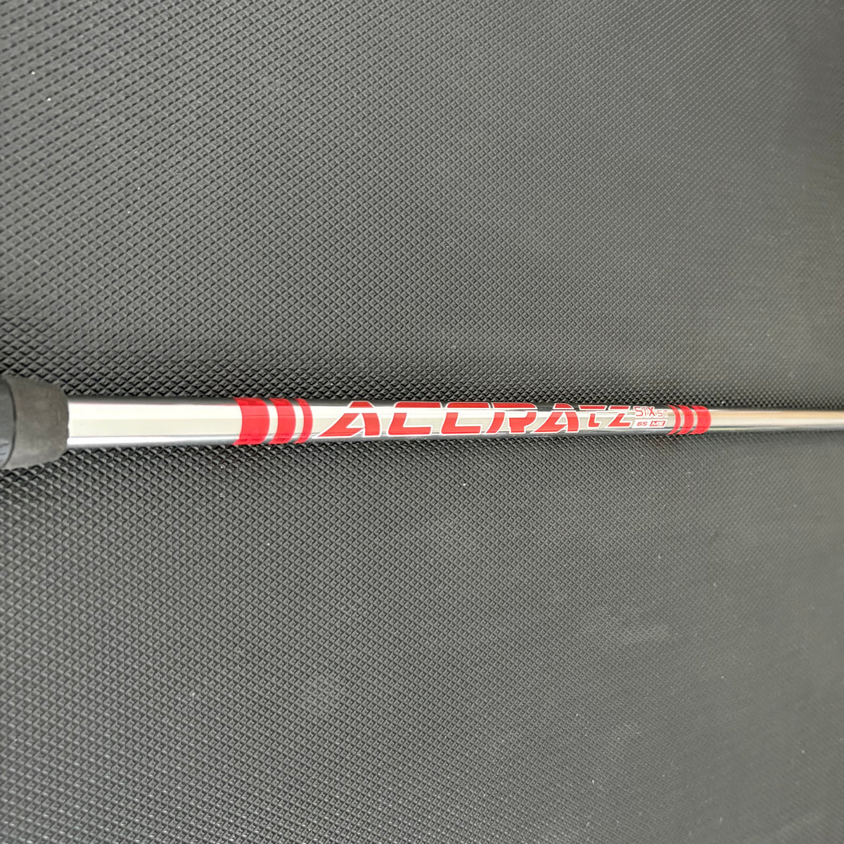 TITLEIST GT2 DRIVER (9 DEGREE) + HEADCOVER