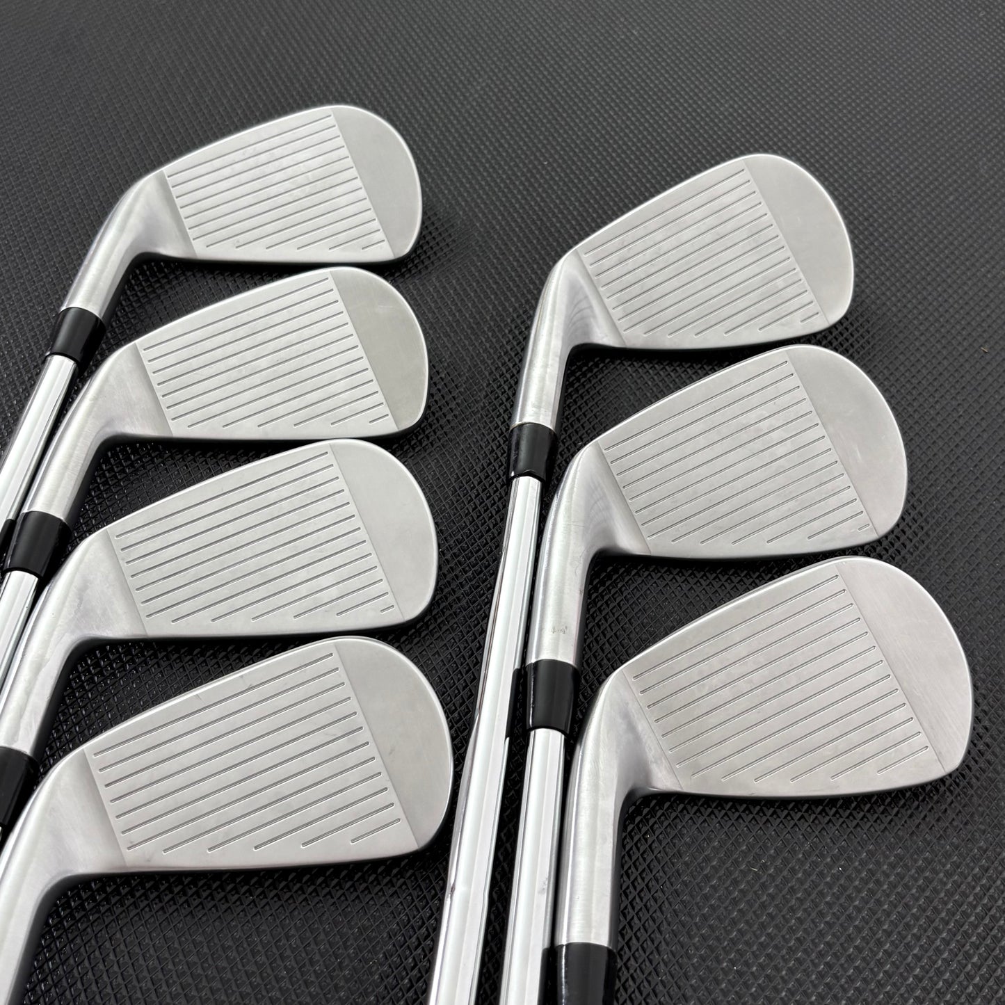 TITLEIST T150/T100 2025 COMBO IRON SET