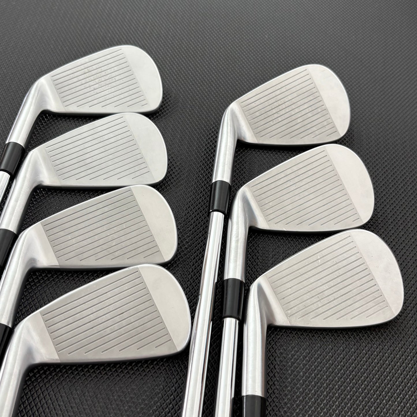 TAYLORMADE P770/P7CB 2024 COMBO IRON SET