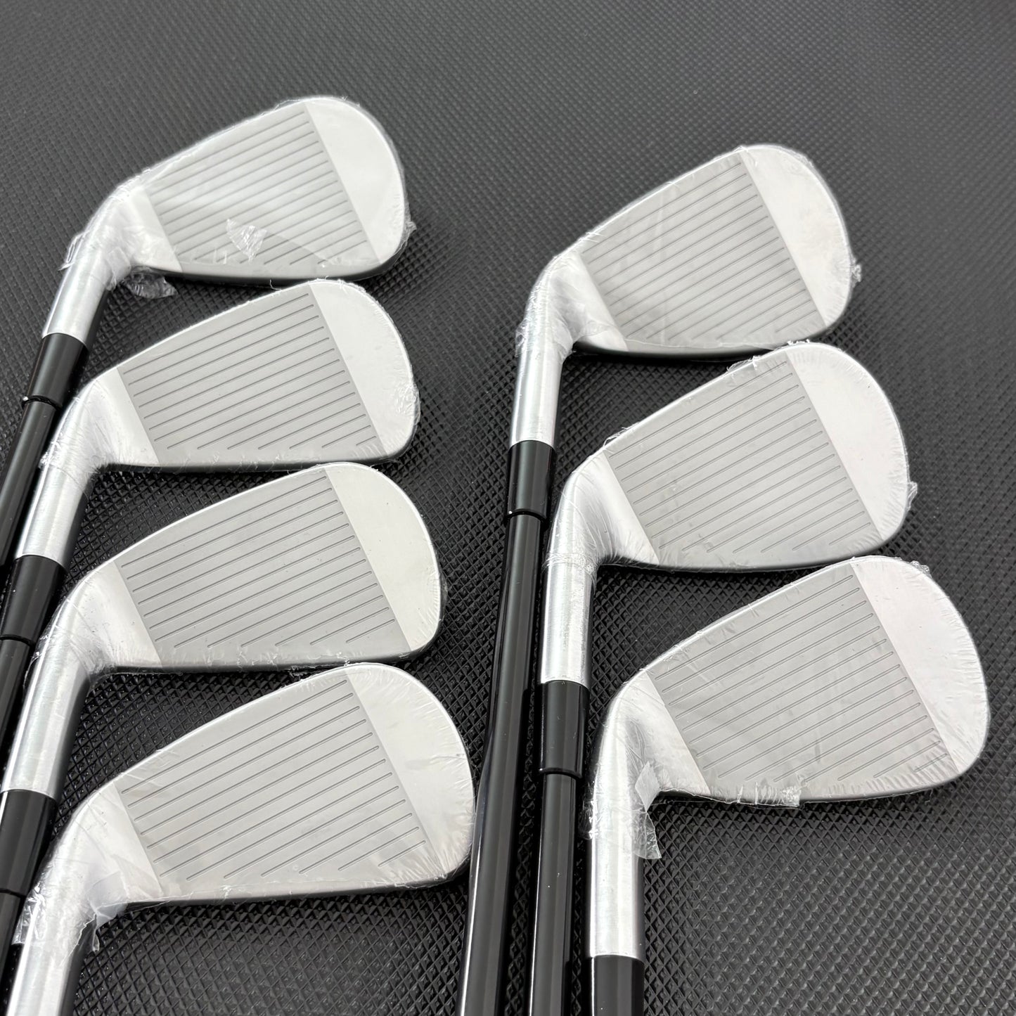 NEW TAYLORMADE P790 2025 IRON SET