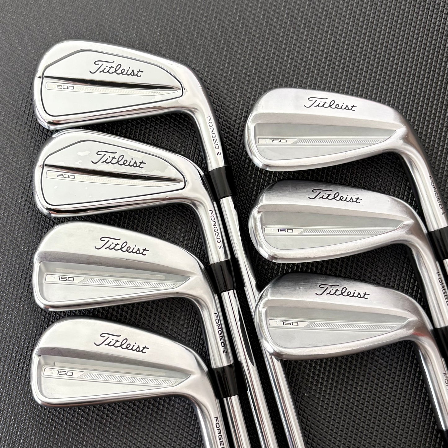 TITLEIST T200/T150 2023 COMBO IRON SET