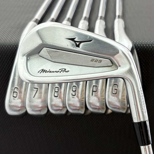 MIZUNO PRO 223 IRON SET