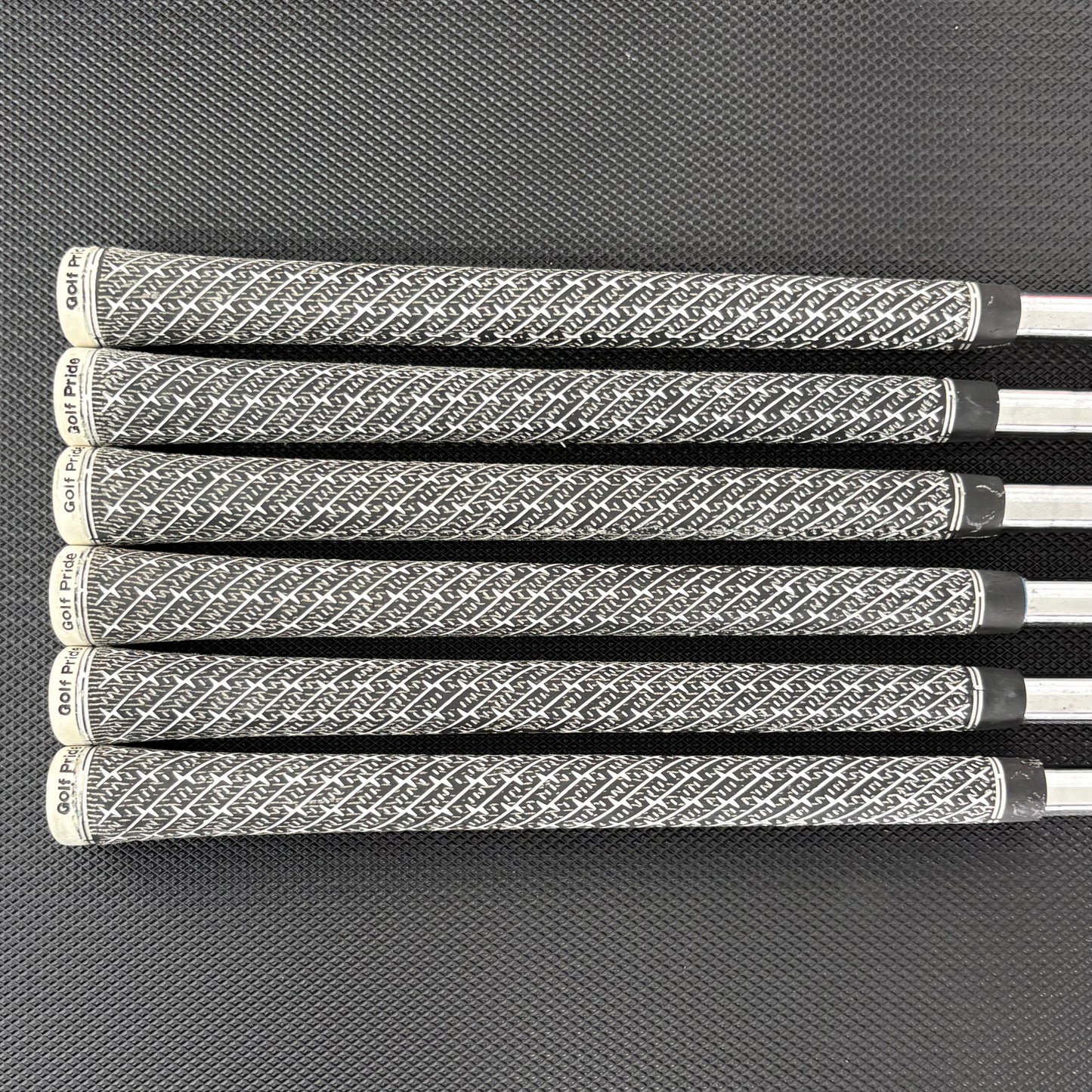 TAYLORMADE P760 IRON SET