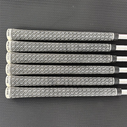 TAYLORMADE P760 IRON SET