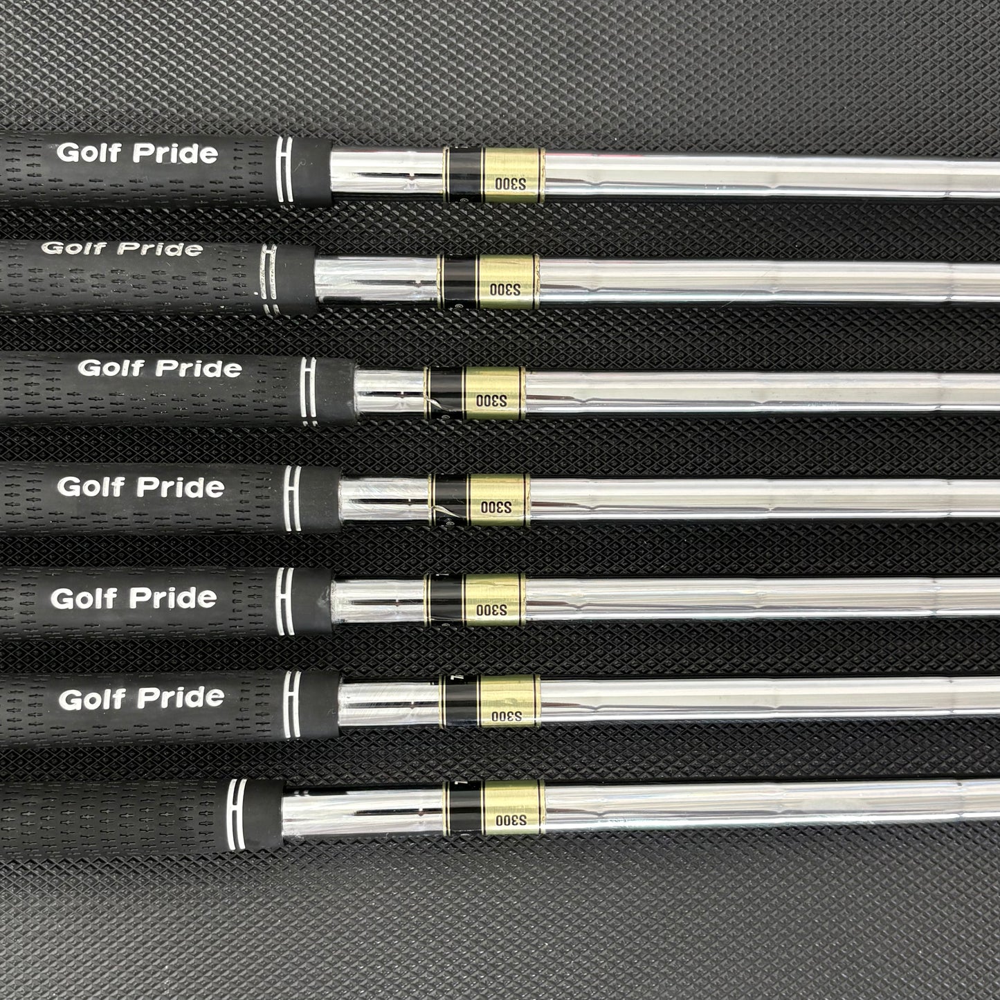 MIZUNO PRO 225 IRON SET
