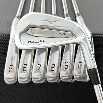 MIZUNO PRO 223 IRON SET