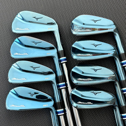 MIZUNO PRO 221 BLUE ION IRON SET