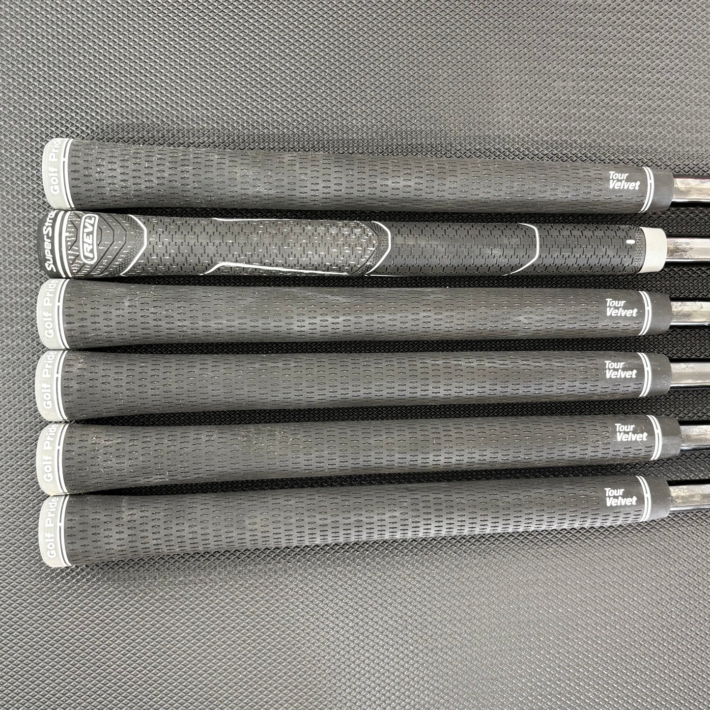 CALLAWAY APEX MB 2024 IRON SET