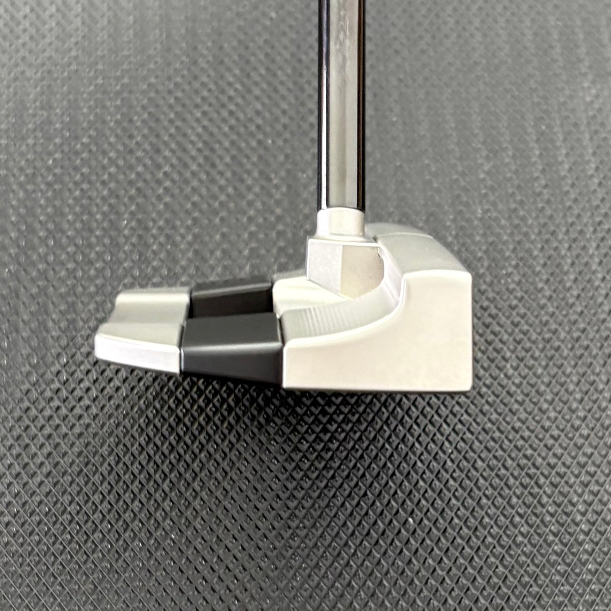 SCOTTY CAMERON STUDIO STYLE FASTBACK OC PUTTER (34”) + HEADCOVER