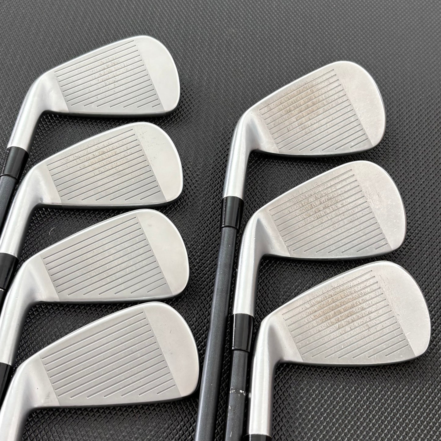 TAYLORMADE P790 2021 IRON SET