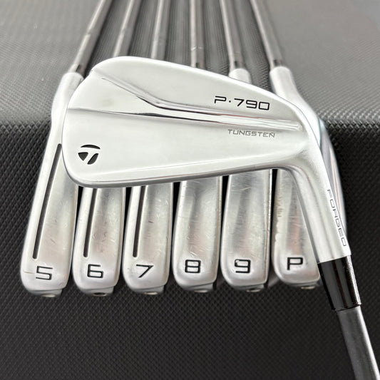 TAYLORMADE P790 2021 IRON SET