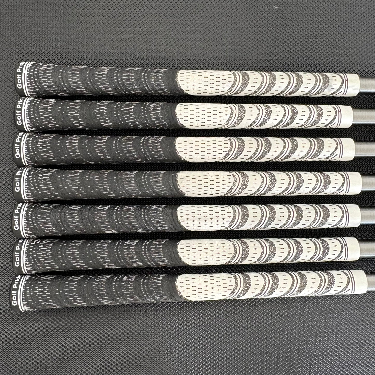 TAYLORMADE P770 2024 IRON SET