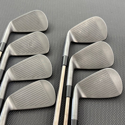 TAYLORMADE P7CB BATTLE WORN IRON SET