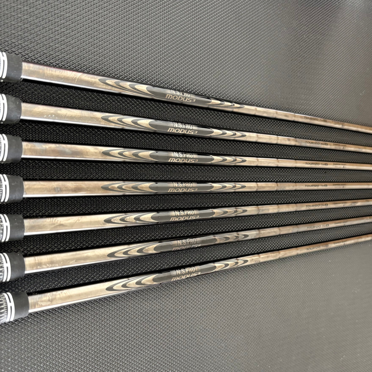 SRIXON ZXI7 IRON SET