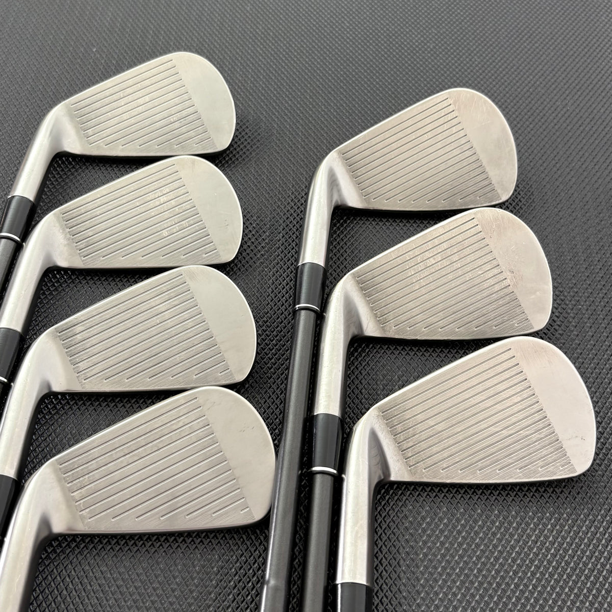 SRIXON ZXI7 BLACK CHROME IRON SET