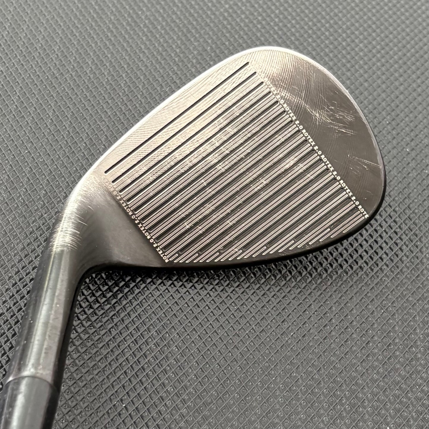 CLEVELAND 588 RTX 2.0 CB BLACK SATIN WEDGE (60 DEGREE)