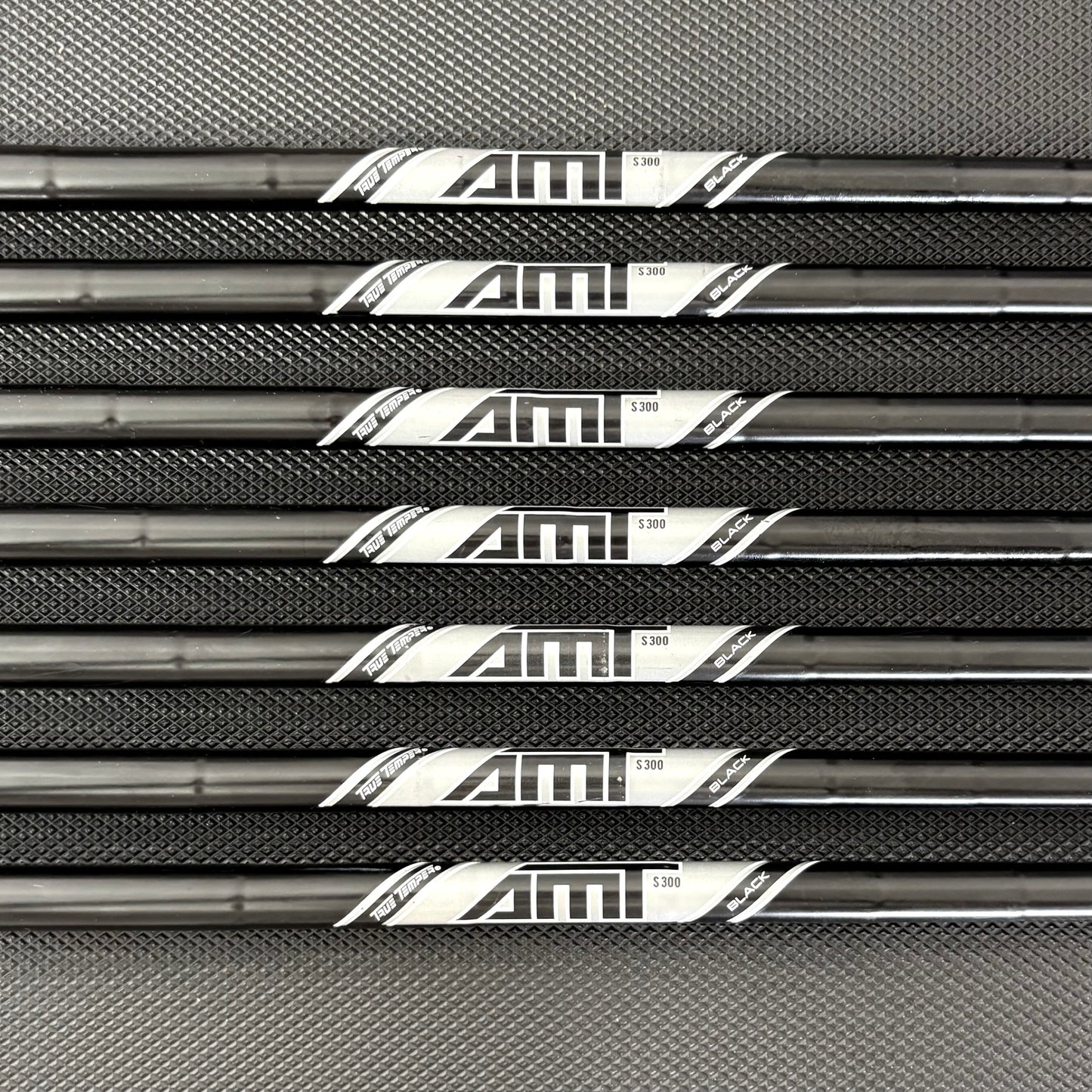 TITLEIST T200 BLACK 2021 IRON SET