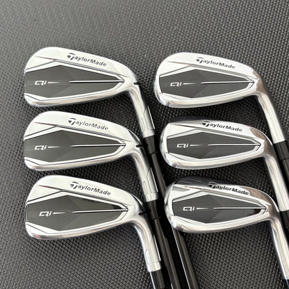 TAYLORMADE QI IRON SET